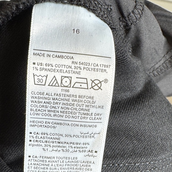 Old Navy high-rise Wow Straight Black Straight Jeans Size 16 - Picture 5 of 5